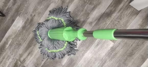 Effortless Clean: Self-Twisting Rotating Mop